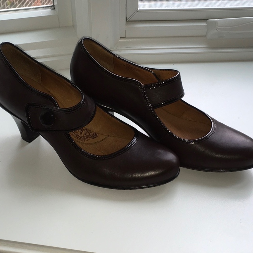 Sofft Womens Dress Shoes, Dark Brown